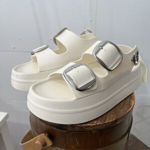 Jeffrey Campbell Blithe Platform Buckle Sandal sz 9 off-white